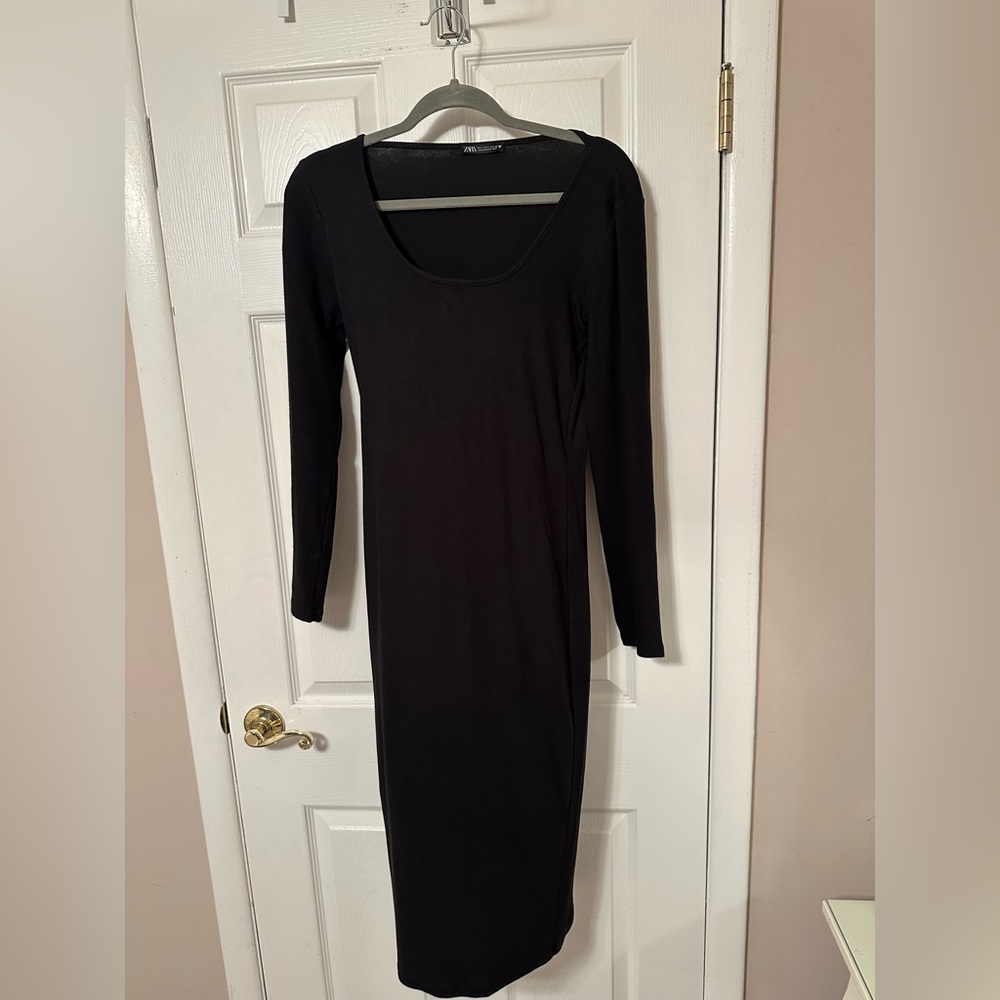 Square neck ribbed black body con dress